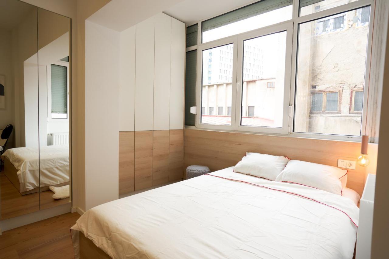 Glamorous Design In Calea Victoriei Appartamento *