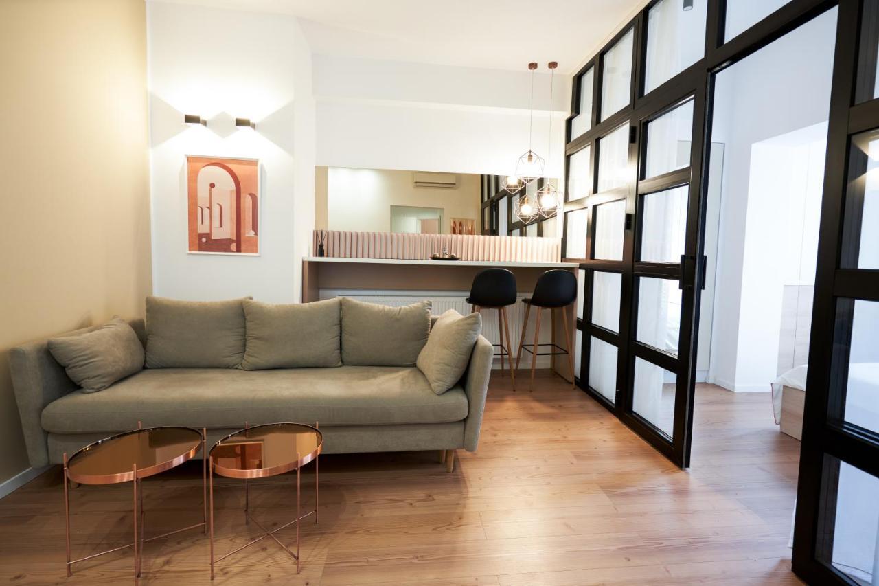 Glamorous Design In Calea Victoriei * Bucarest